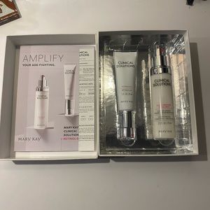 Mary Kay Clinical Solutions Retinol .5 Set